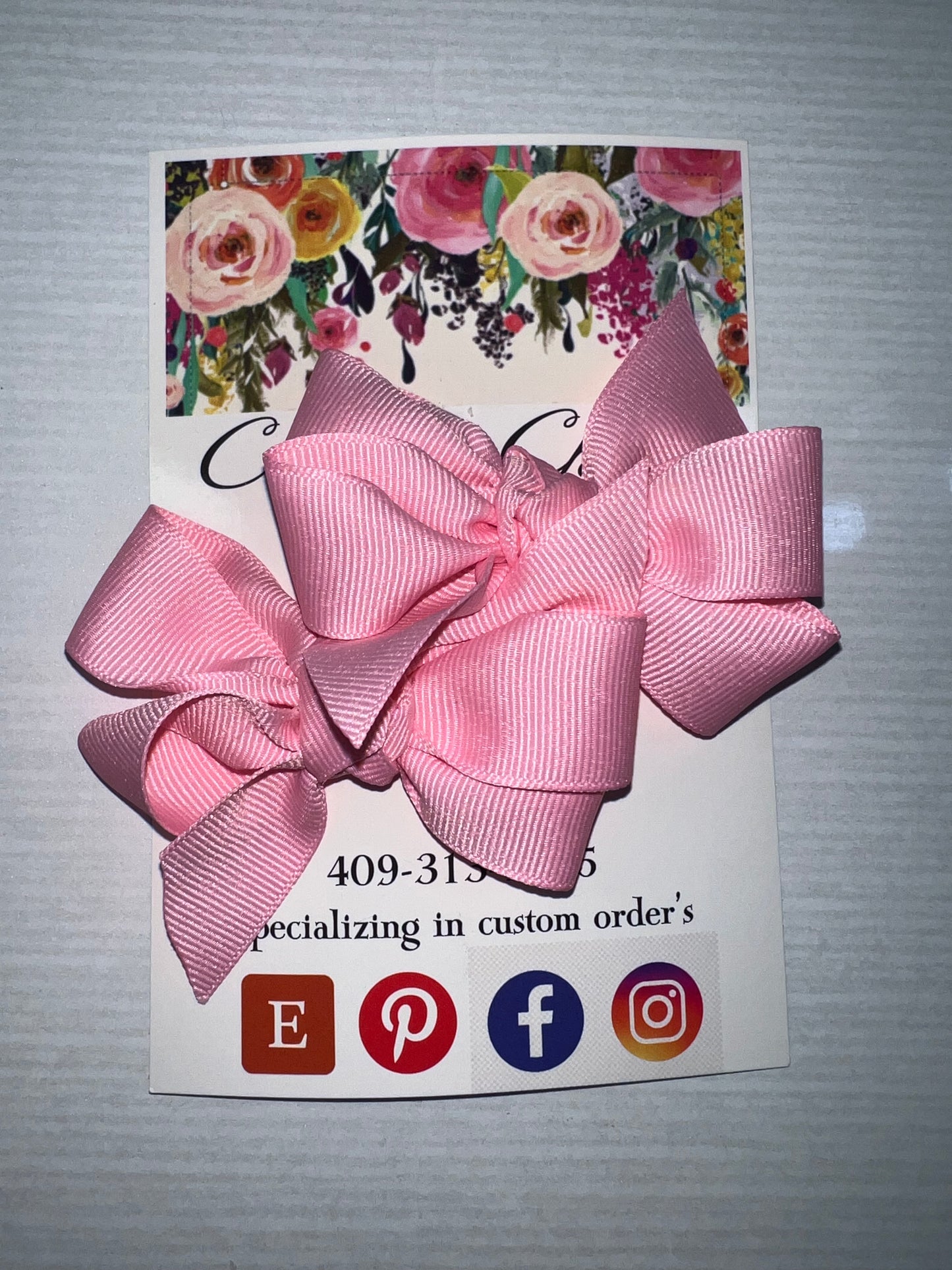 Pigtail Bows
