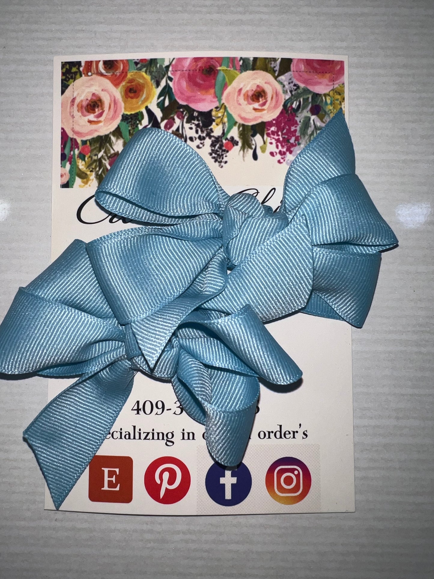 Pigtail Bows