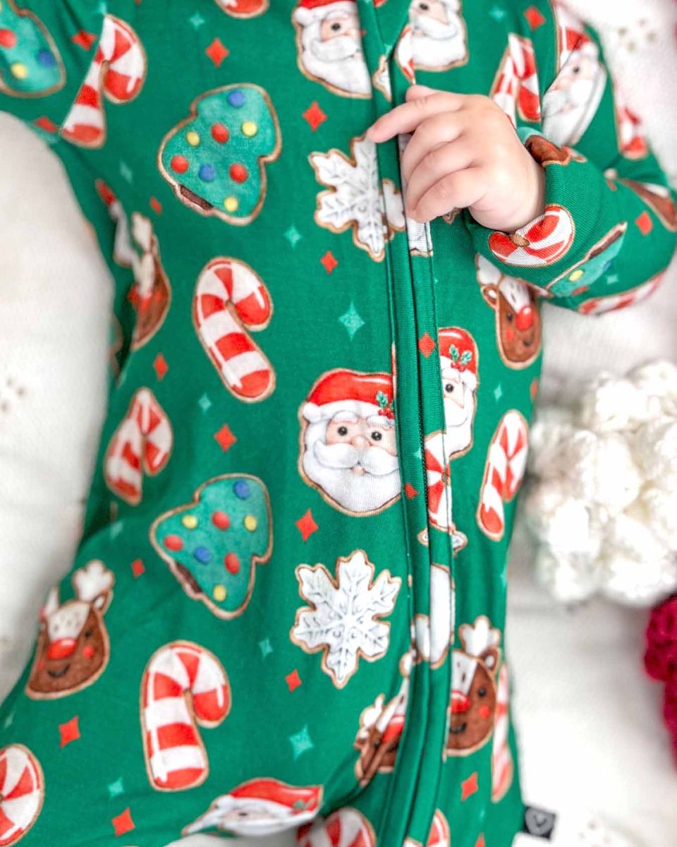 Dash Zippered Footie