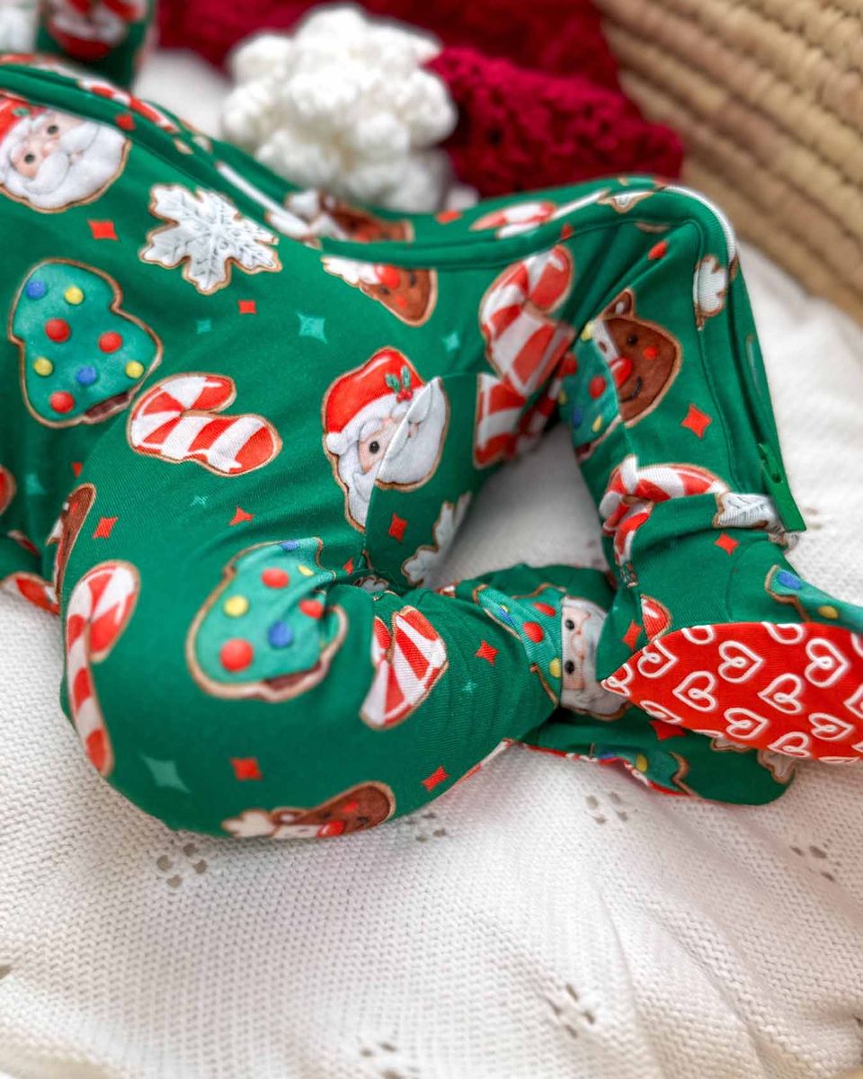 Dash Zippered Footie