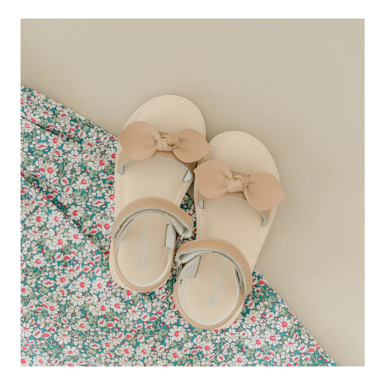 Leigh Bow Sandal - Latte (Toddler)