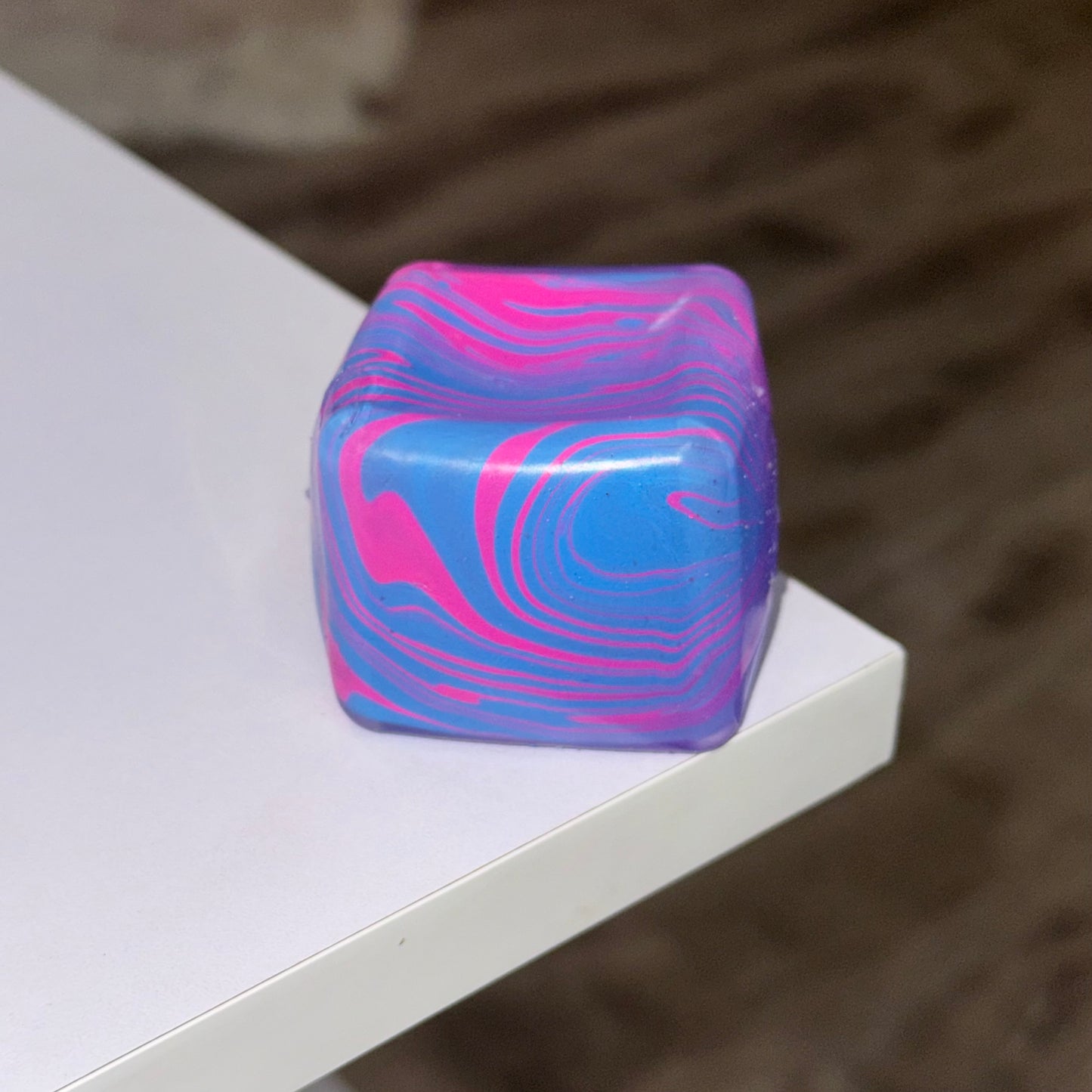 Squeez Ball Swirl Squishy